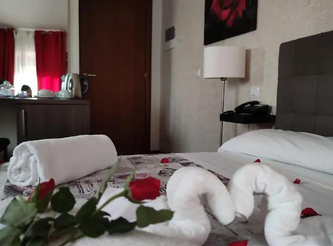 Hotel Le Undici Rose Viterbo