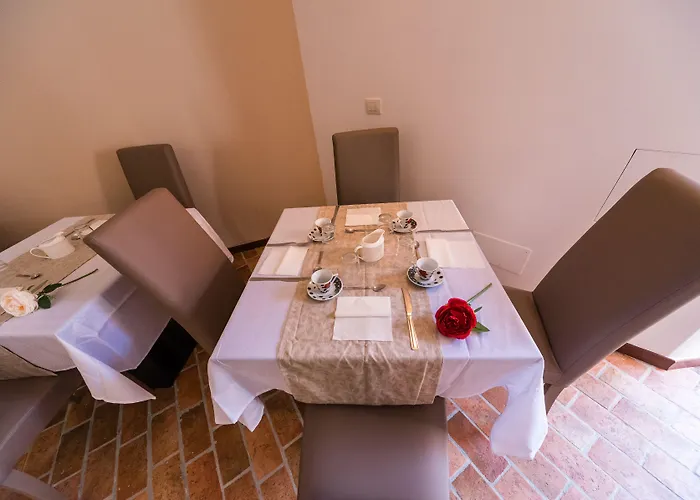 Le Undici Rose Hotel 3*