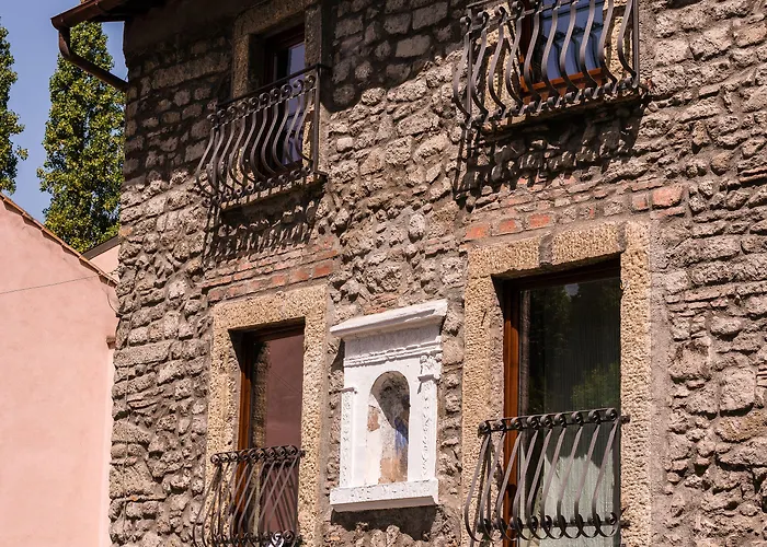 Hotel Le Undici Rose Viterbo
