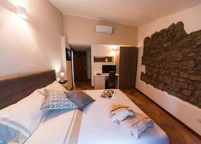 Le Undici Rose Hotel 3*